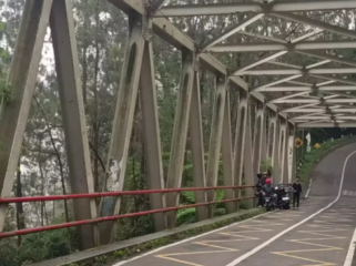 Lokasi Jembatan Cangar tempat pria ditemukan tewas.
