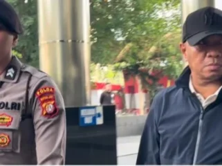 KPK melakukan OTT di Tulungagung dan mengamankan sejumlah pihak.