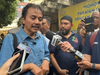 Polda Metro Jaya buka suara soal permintaan Roy Suryo agar polemik kasus ijazah Presiden dihentikan. Polisi tegaskan proses tetap berjalan.