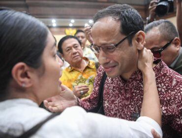 Jaksa Penuntut Umum menuntut Nadiem Makarim 18 tahun penjara dan uang pengganti Rp5,68 triliun dalam kasus dugaan korupsi Chromebook.