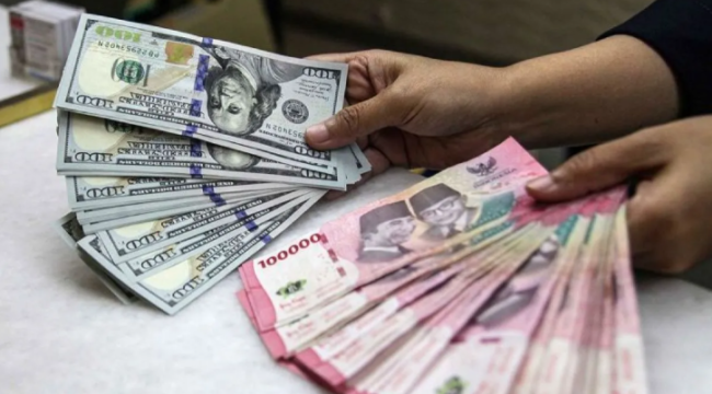 Nilai tukar rupiah melemah ke Rp17.630 per dolar AS setelah pasar merespons hasil pertemuan Xi Jinping dan Donald Trump terkait konflik Iran.