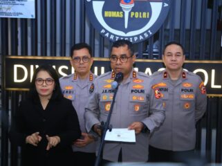 Mutasi besar kembali terjadi di tubuh Polri 🚔 Sebanyak 108 Pati dan Pamen mengalami rotasi jabatan, termasuk 9 Kapolda dan PJU Mabes Polri.