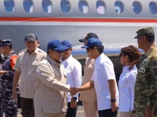 Presiden Prabowo Subianto meninjau langsung kawasan perbatasan di Pulau Miangas 🇮🇩 Sekolah, Puskesmas, hingga bantuan nelayan jadi perhatian pemerintah.