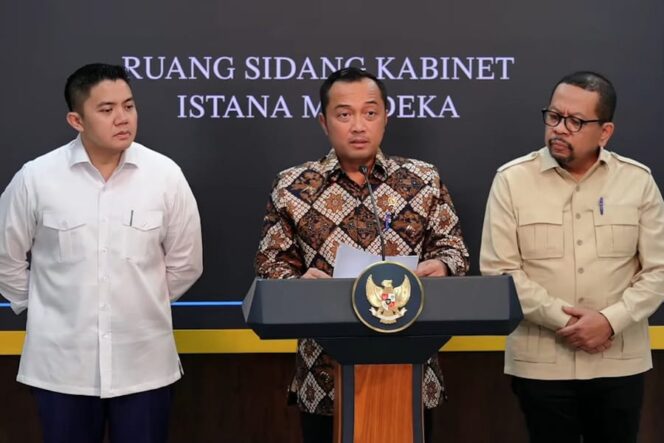 
Presiden Prabowo Subianto melakukan pergantian pimpinan Badan Gizi Nasional dengan memberhentikan Dadan Hindayana dan dua wakil kepala BGN.