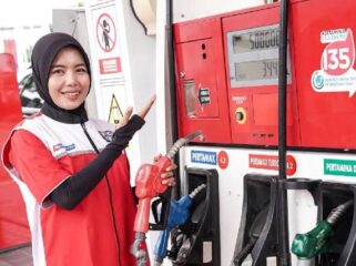 Pemerintah didorong menyiapkan stimulus ekonomi untuk mengurangi dampak tekanan harga BBM terhadap masyarakat dan pelaku usaha.