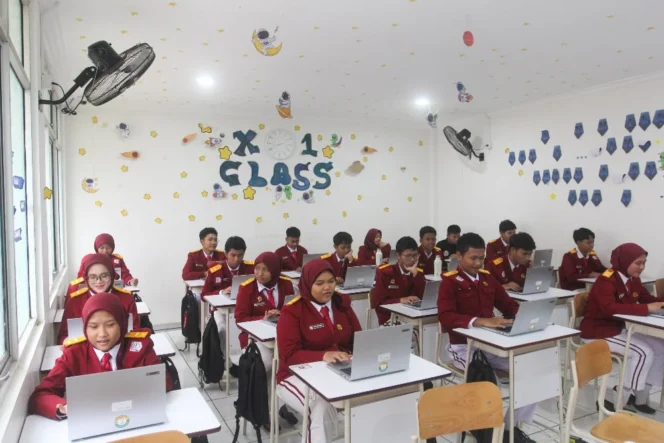 
Guru Sekolah Rakyat menjadi salah satu profesi yang banyak diminati setelah dibukanya rekrutmen PPPK 2026.