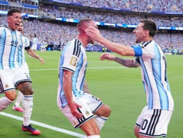 Inggris dan Argentina siap bertarung dalam laga semifinal Piala Dunia 2026 yang diprediksi berlangsung sengit.