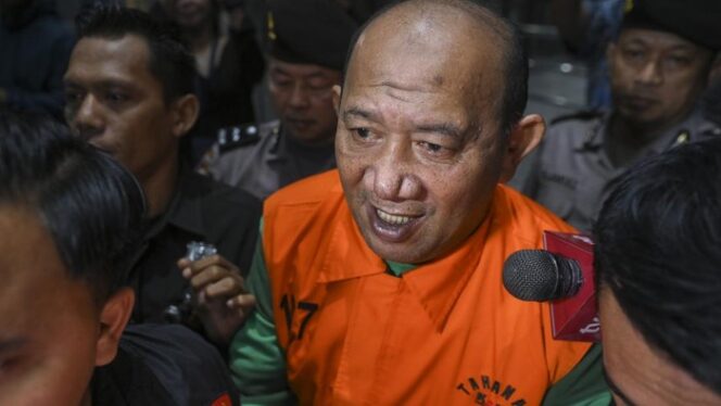 
KPK mengamankan Bupati Langkat dalam operasi tangkap tangan terkait dugaan suap proyek.