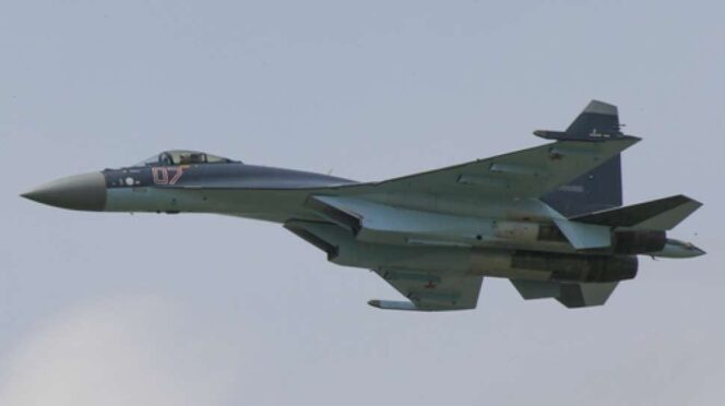 
Sukhoi Su-35 merupakan salah satu jet tempur generasi 4++ tercanggih yang diproduksi Rusia.