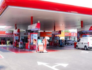 Pertamina resmi menurunkan harga beberapa jenis BBM nonsubsidi mulai 1 Juli 2026.