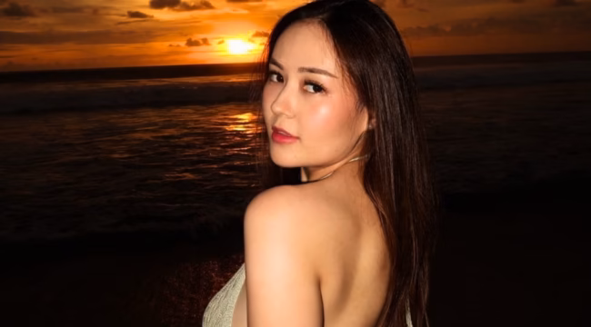 Sarah Gibson menunjukkan sikap tegas dengan memilih move on setelah menerima buket bunga dari Diska.