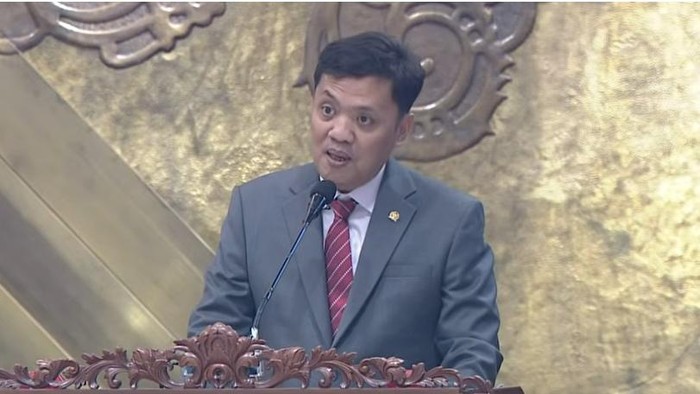 Komisi III DPR mengungkap 13 jenis tindak pidana yang masuk dalam daftar RUU Perampasan Aset terkait Tindak Pidana.