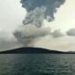 Abu vulkanik Gunung Anak Krakatau menyebar hingga Bekasi