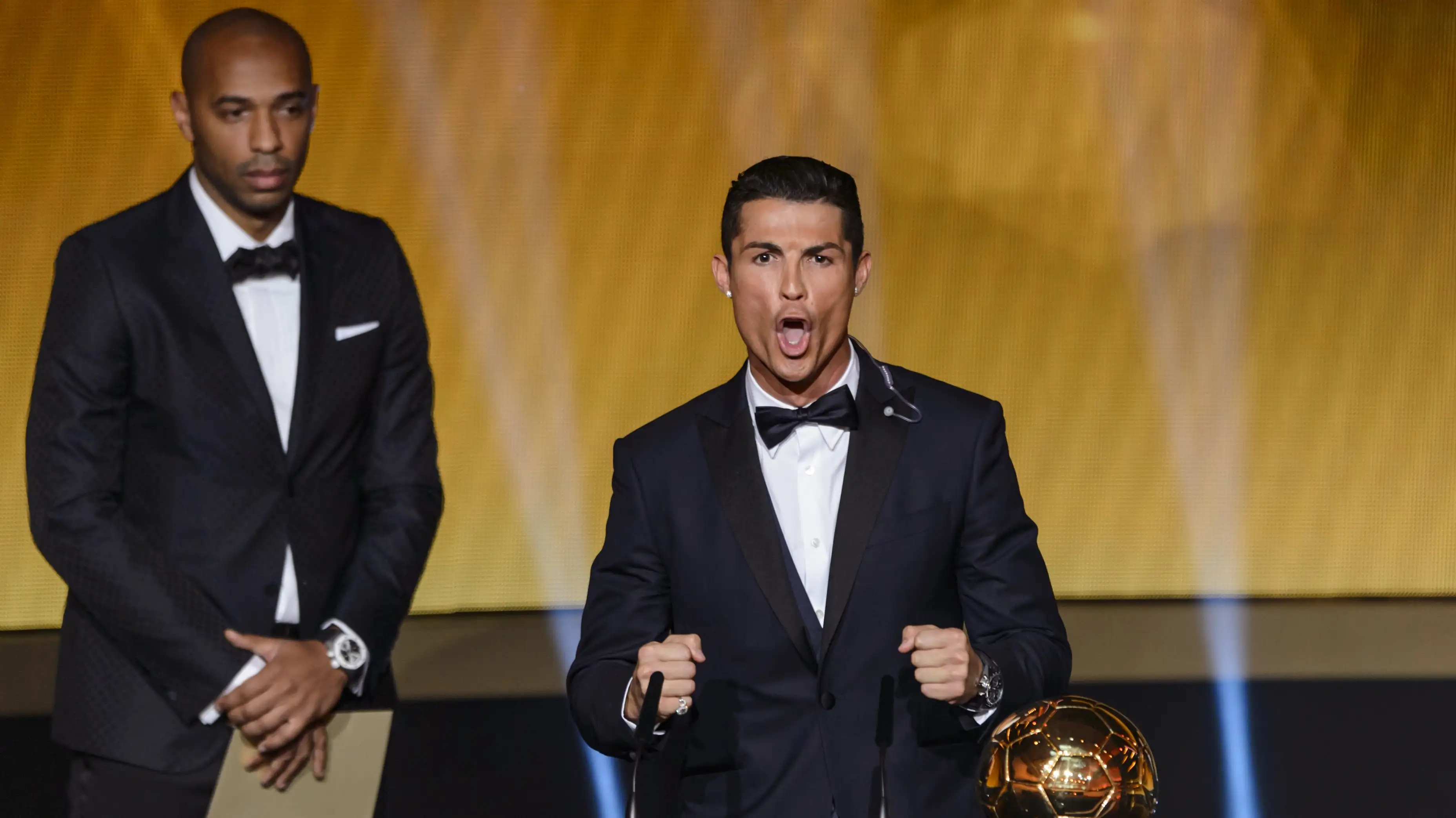 Cristiano Ronaldo menempati posisi pertama dalam voting BOAT melalui pencapaian Ballon d'Or 2008, mengungguli edisi kemenangan Lionel Messi pada 2012.Cristiano Ronaldo saat meraih Ballon d'Or 2008 bersama Manchester United. Pencapaian tersebut terpilih sebagai yang terbaik sepanjang masa dalam voting penggemar yang digelar France Football melalui program BOAT.